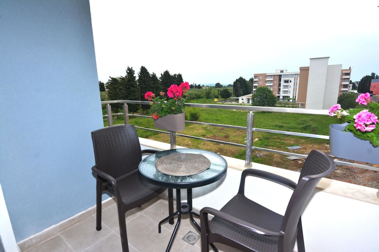 Апартаменты Apartments Jacek Улцинь-33